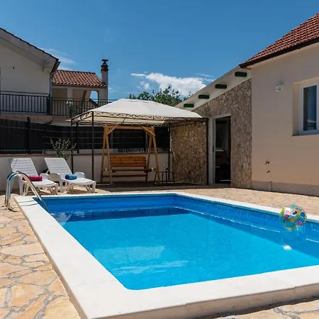 House Mirakul Near Krka With Private Pool Ferienhaus