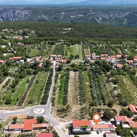 Ferienhaus House Mirakul Near Krka With Private Pool *