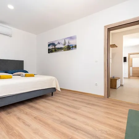 Ferienhaus House Mirakul Near Krka With Private Pool Skradin