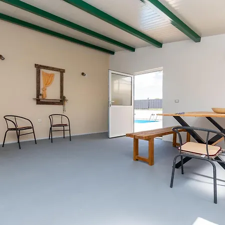 House Mirakul Near Krka With Private Pool